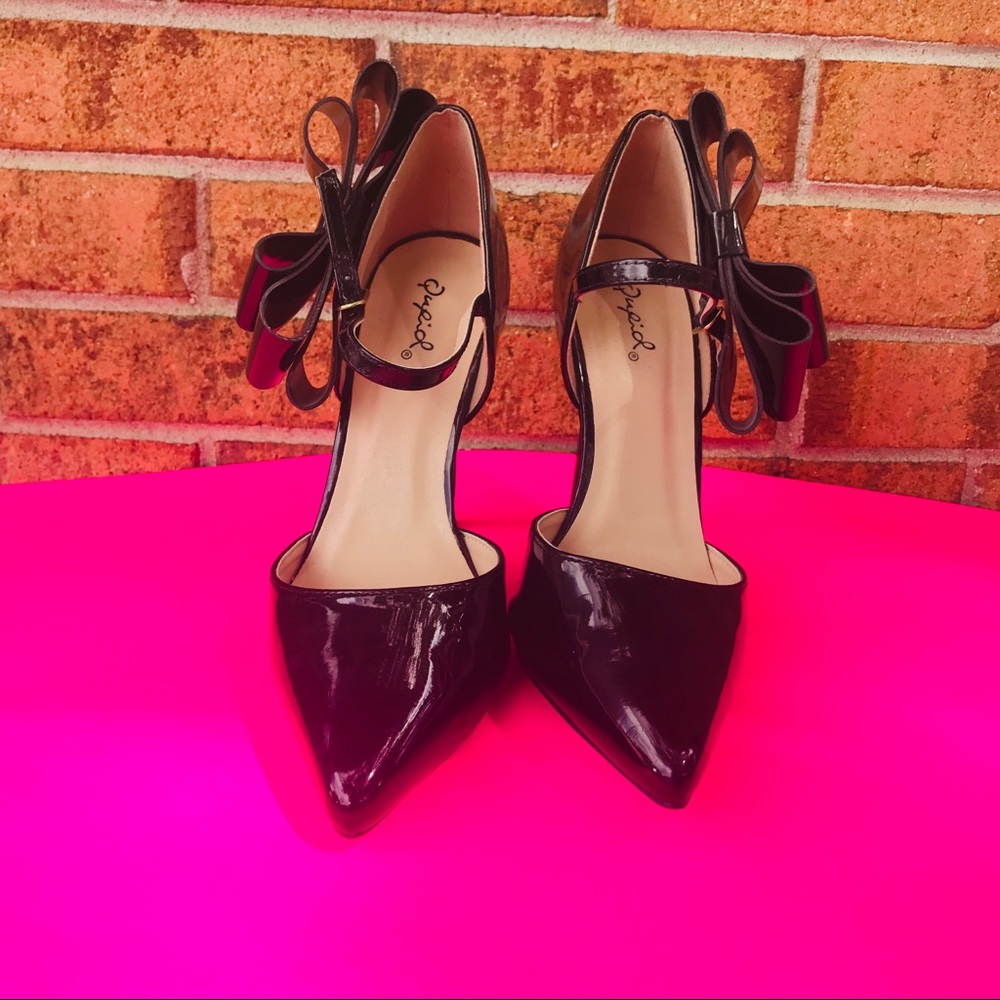 Black heels